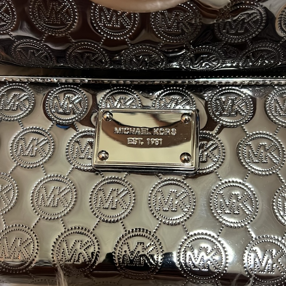 Brand new MK BAG AND WALLET - Picture 8 of 8